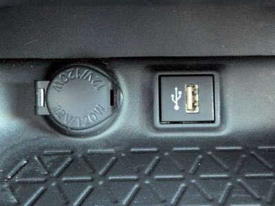 2024 Toyota RAV4 - Photo 24
