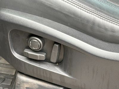 2024 Land Rover Defender 110 - Photo 26
