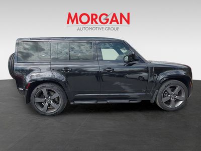 2024 Land Rover Defender 110 - Photo 3