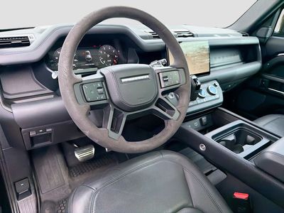 2024 Land Rover Defender 110 - Photo 27