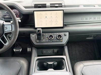 2024 Land Rover Defender 110 - Photo 20