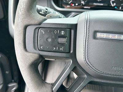 2024 Land Rover Defender 110 - Photo 39