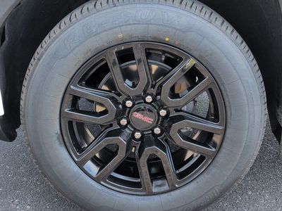 2024 GMC Sierra 1500 - Photo 11