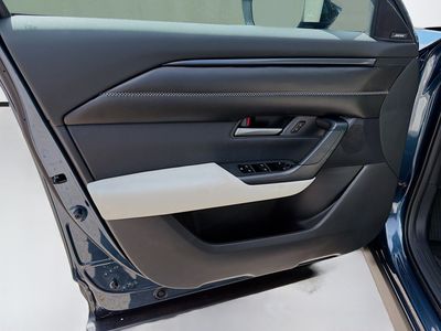 2026 Mazda CX-50 - Photo 21