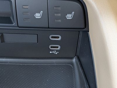 2026 Mazda MX-5 Miata - Photo 19