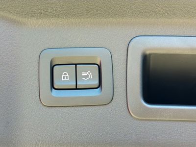2026 Mazda CX-90 - Photo 14