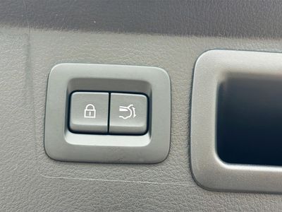 2026 Mazda CX-50 - Photo 14