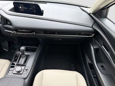 2026 Mazda CX-30 - Photo 18