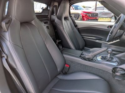 2026 Mazda MX-5 Miata - Photo 14