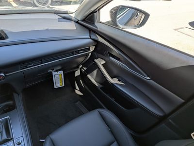 2026 Mazda CX-30 - Photo 16