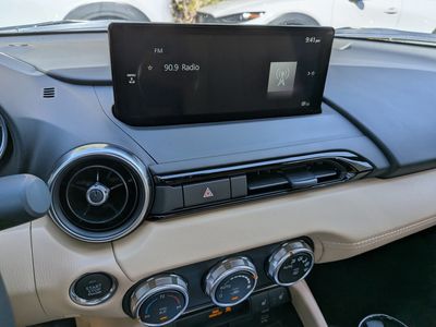 2026 Mazda MX-5 Miata - Photo 16