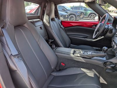 2026 Mazda MX-5 Miata RF - Photo 14