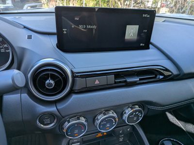 2026 Mazda MX-5 Miata RF - Photo 16