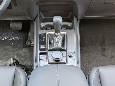 2026 Mazda CX-30 - Photo 18