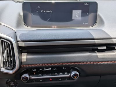 2026 Mazda CX-50 - Photo 18