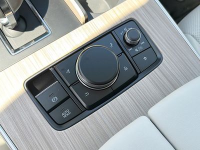 2026 Mazda CX-90 - Photo 32