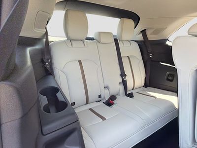 2026 Mazda CX-90 - Photo 22