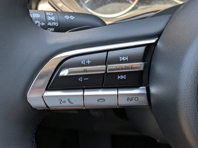 2026 Mazda CX-50 - Photo 27