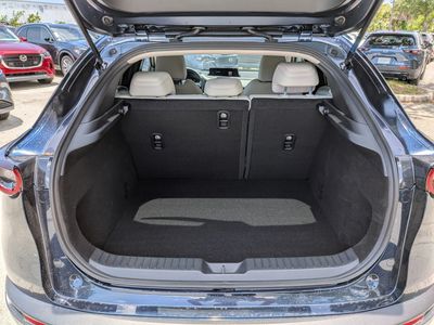 2026 Mazda CX-30 - Photo 13
