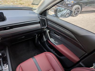 2026 Mazda CX-50 Hybrid — photo 23 view