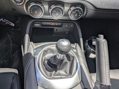 2026 Mazda MX-5 Miata RF - Photo 14
