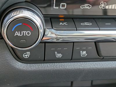2026 Mazda CX-50 - Photo 24