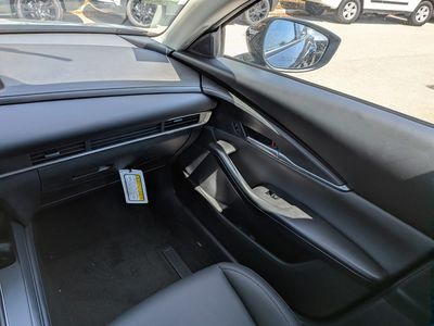 2026 Mazda CX-30 - Photo 16