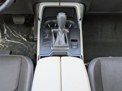 2026 Mazda CX-5 - Photo 18