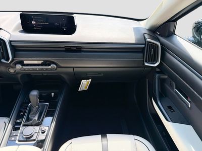 2026 Mazda CX-50 - Photo 19