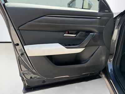 2026 Mazda CX-50 - Photo 23