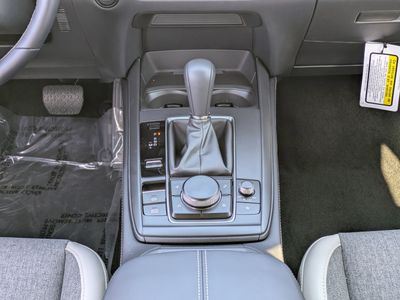 2026 Mazda CX-30 - Photo 18