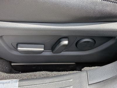 2026 Mazda CX-50 - Photo 20