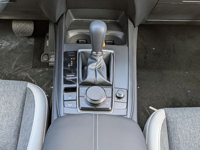 2026 Mazda CX-30 - Photo 19