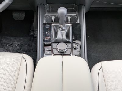 2026 Mazda CX-50 - Photo 19