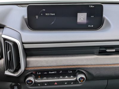 2026 Mazda CX-50 - Photo 18