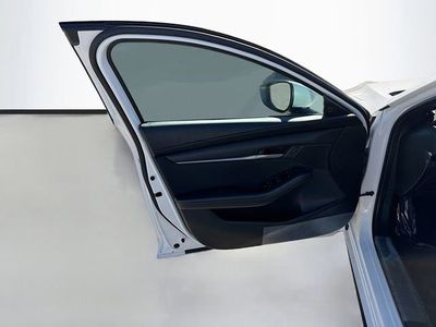2026 Mazda Mazda3 - Photo 22