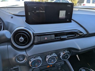 2026 Mazda MX-5 Miata - Photo 16