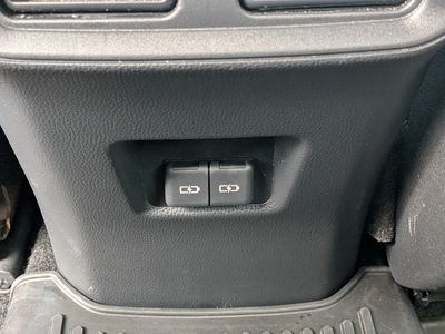 2023 Toyota RAV4 - Photo 16