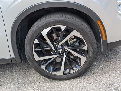 2022 Mitsubishi Outlander - Photo 11