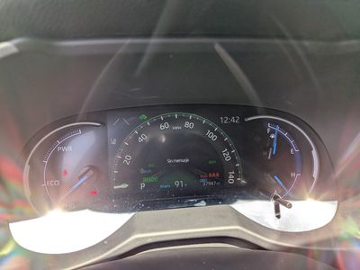 2024 Toyota RAV4 - Photo 28