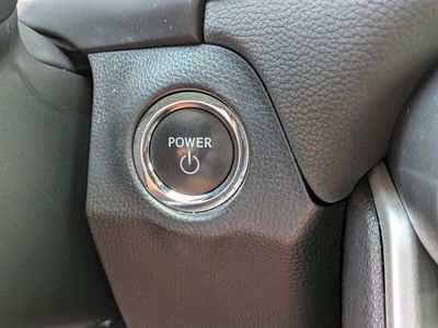 2024 Toyota RAV4 - Photo 30