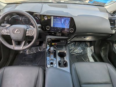 2022 Lexus NX - Photo 17