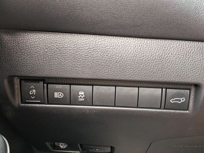 2021 Toyota Venza - Photo 24