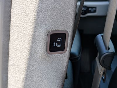 2024 Chrysler Pacifica - Photo 22