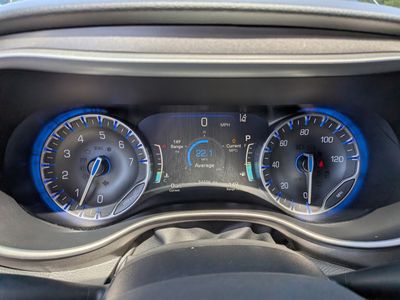 2024 Chrysler Pacifica - Photo 30