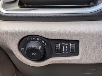 2024 Chrysler Pacifica - Photo 25
