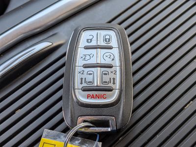2024 Chrysler Pacifica - Photo 35