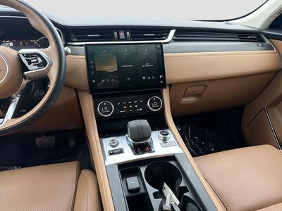 2022 Jaguar F-PACE - Photo 19