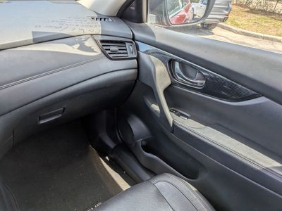 2020 Nissan Rogue - Photo 18