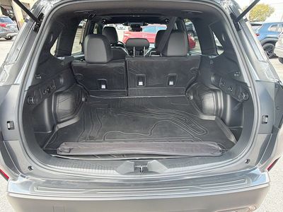 2025 Subaru Forester - Photo 12